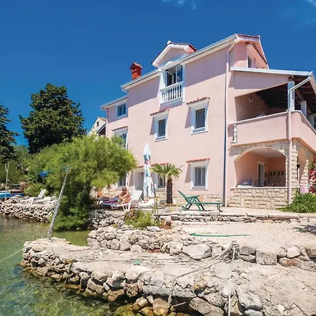 Stunning In * Punta Križa